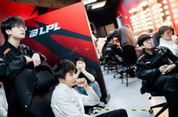 开云体育app-包含MAD爆冷EDG，Meiko关键制胜的词条