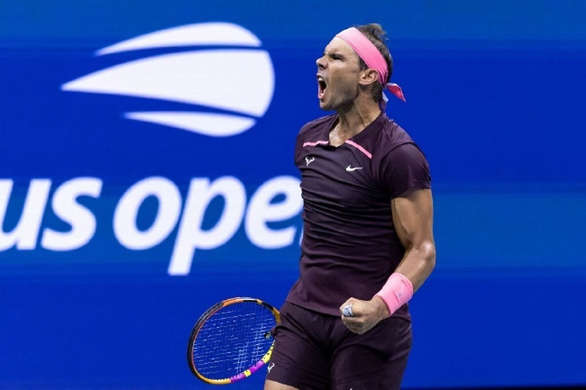 关于英国网球队逆转美国网球队，纳达尔送出助攻的信息