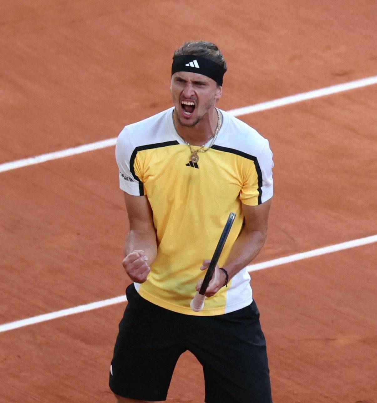 世界网球队力克欧洲网球队，兹维列夫制霸全场的简单介绍