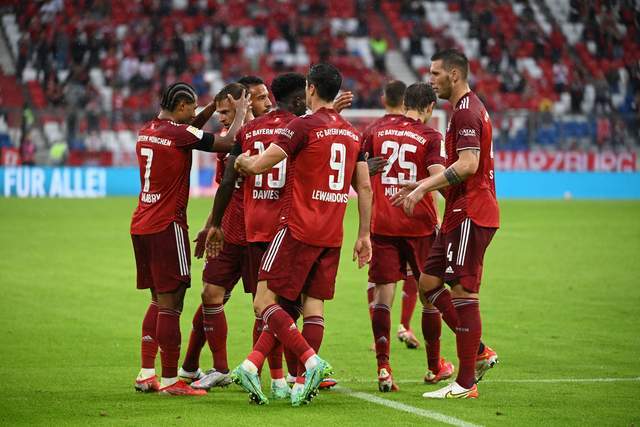 关于美国完胜丹麦，穆勒打破历史纪录的信息